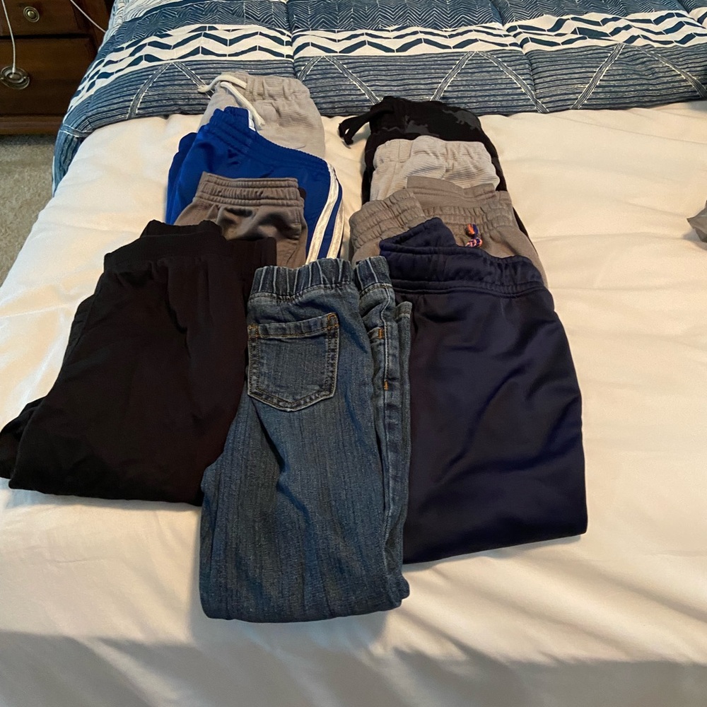 Assorted sweat pants, size 4t boys, (9 in a batch)